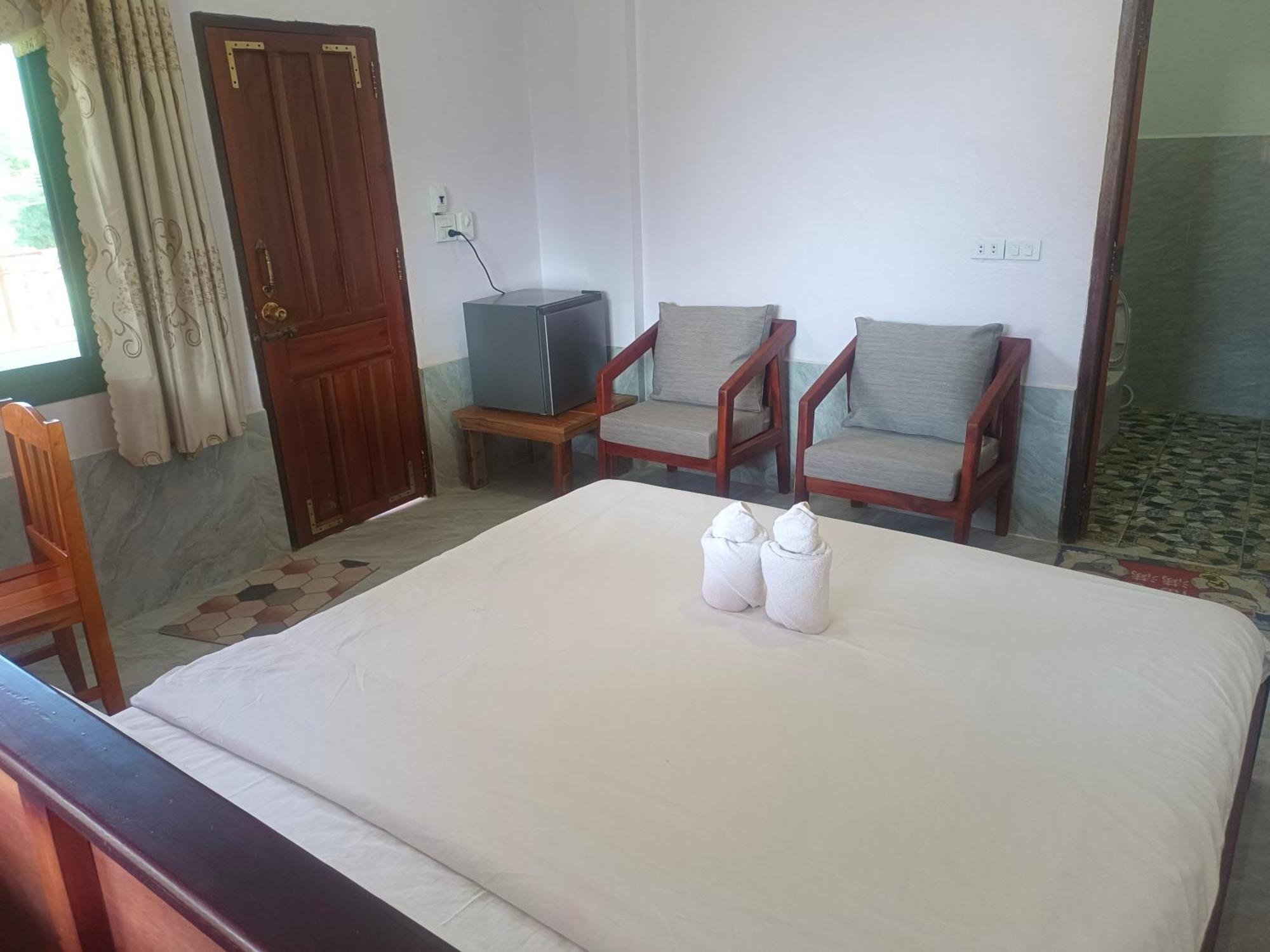 Dd Guesthouse Vang Vieng Exterior photo