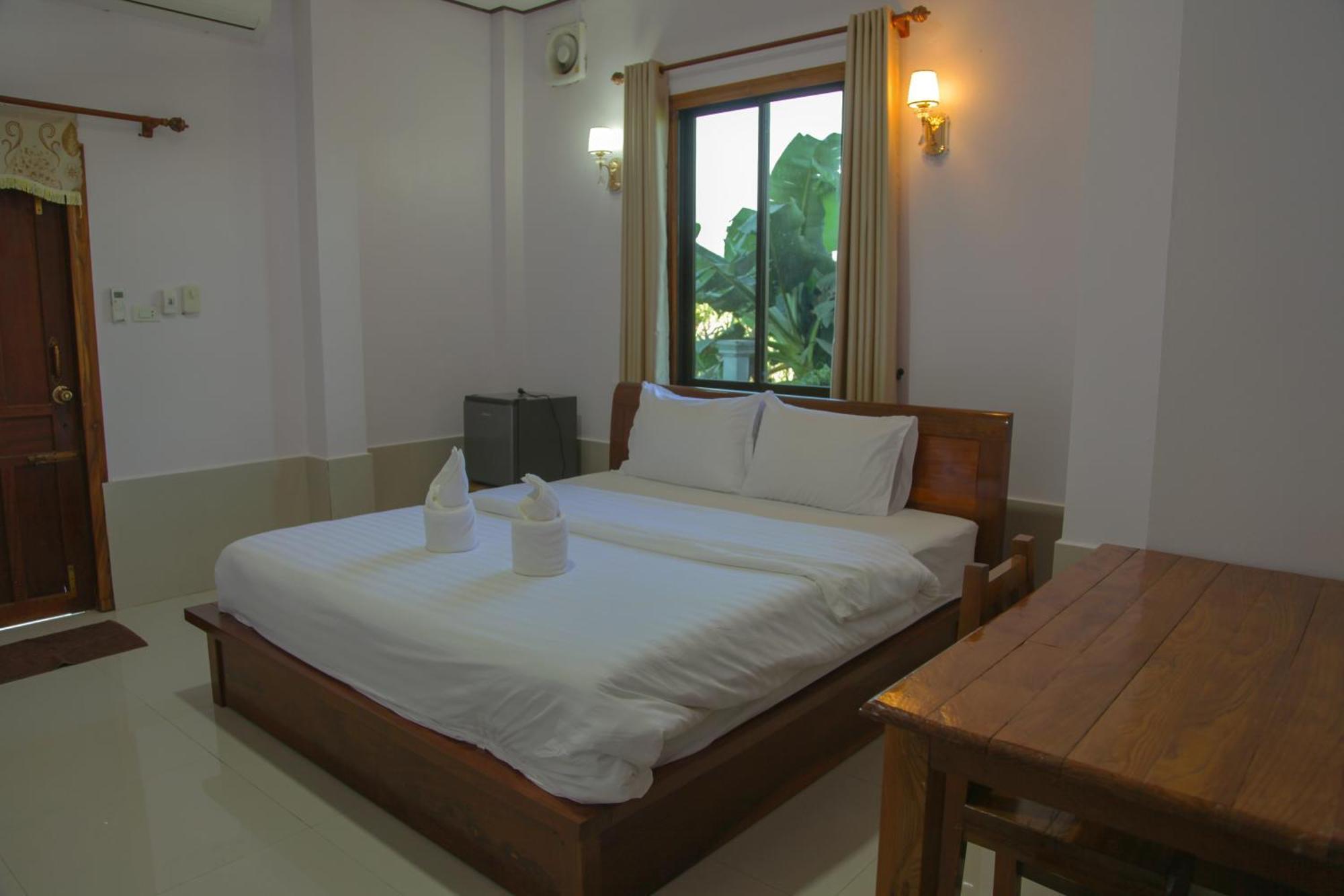 Dd Guesthouse Vang Vieng Exterior photo